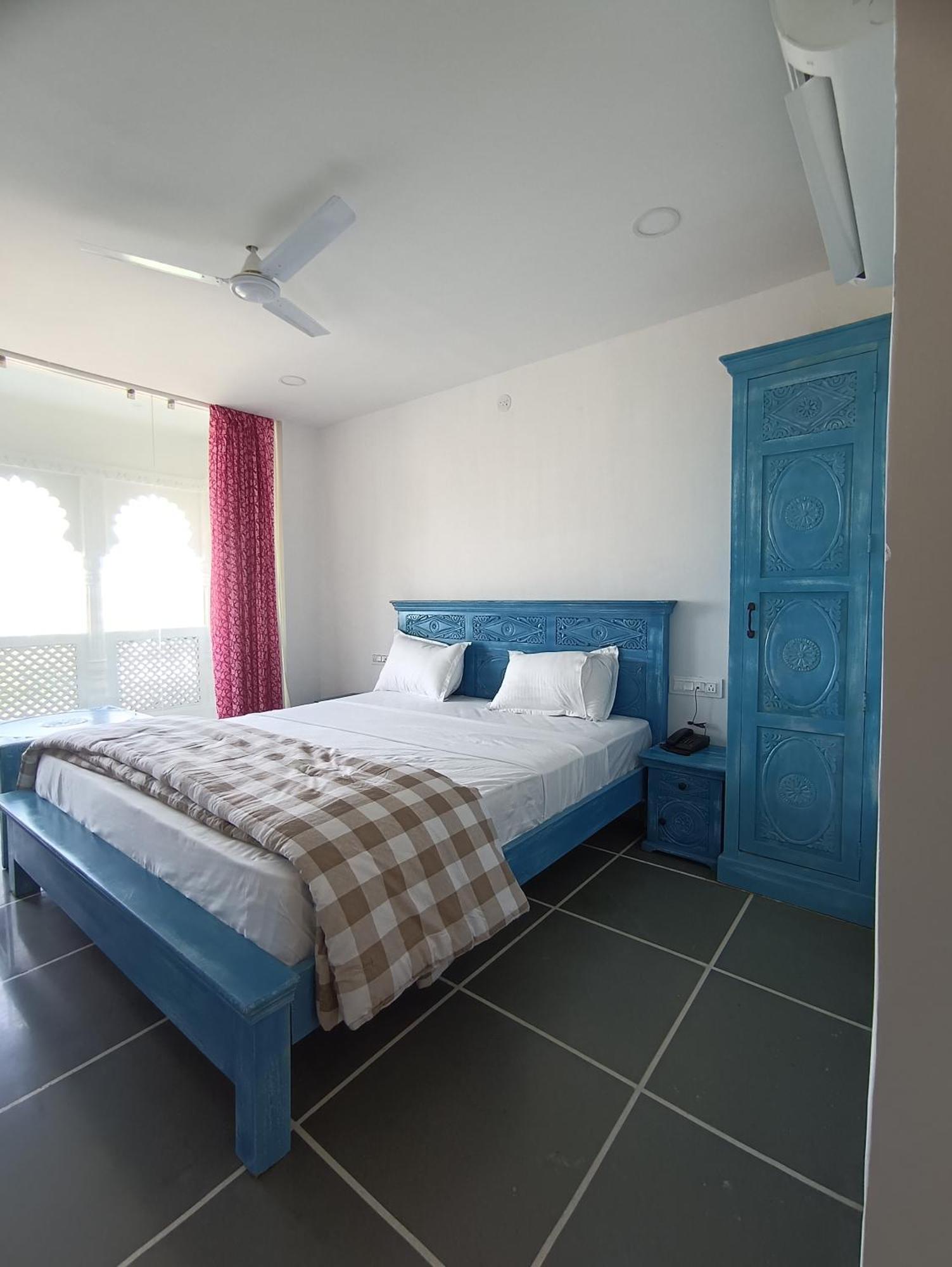 Hotel Mewari Villa Udaipur Esterno foto