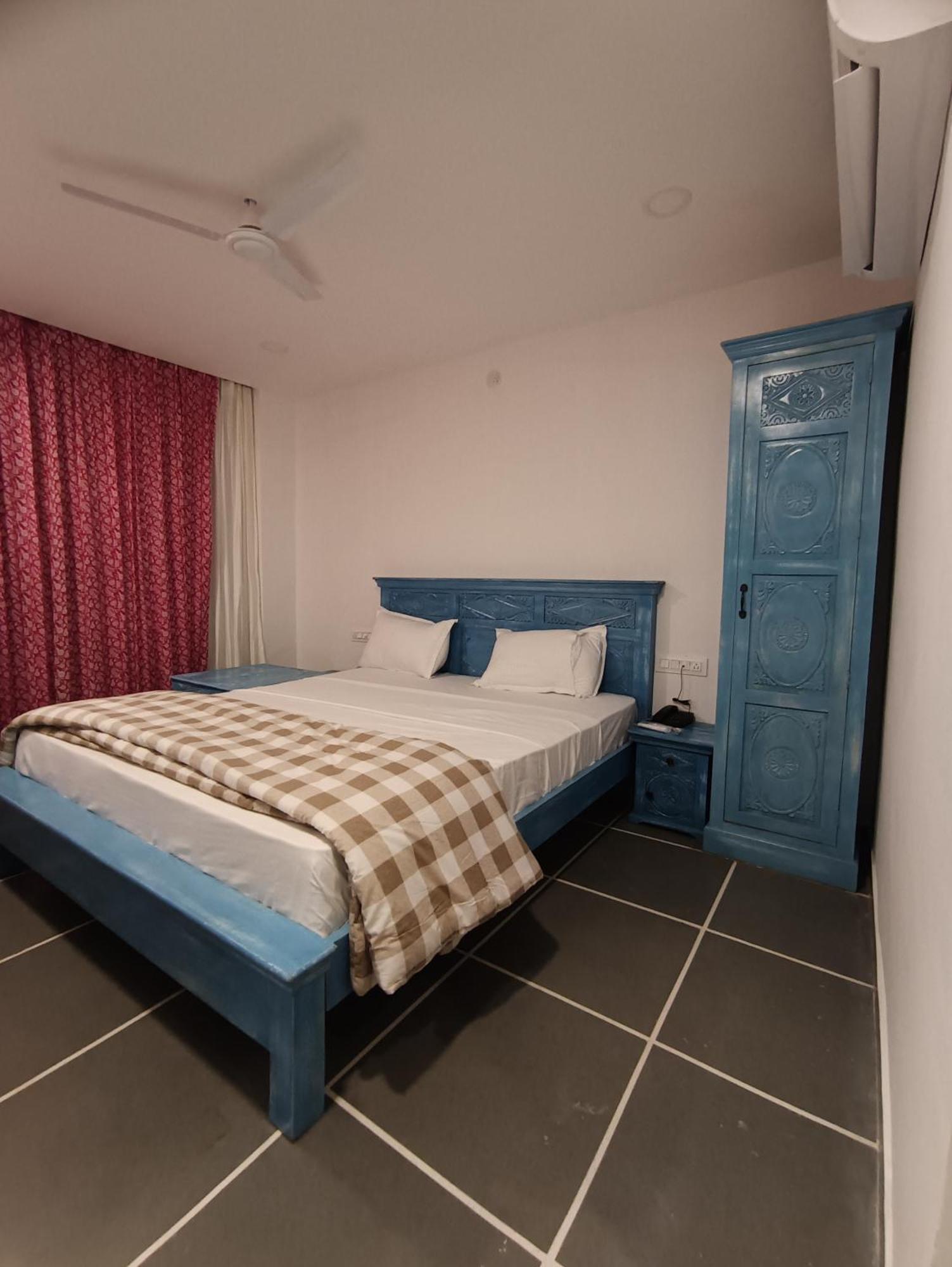 Hotel Mewari Villa Udaipur Esterno foto