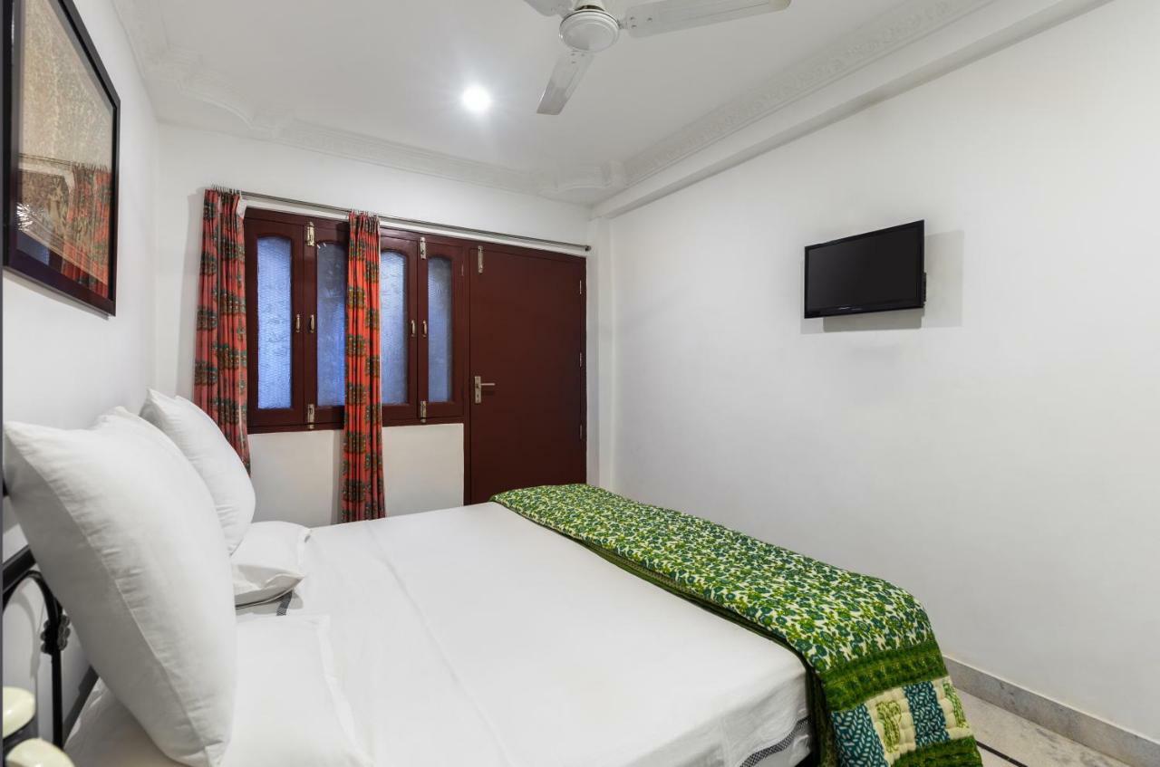 Hotel Mewari Villa Udaipur Esterno foto
